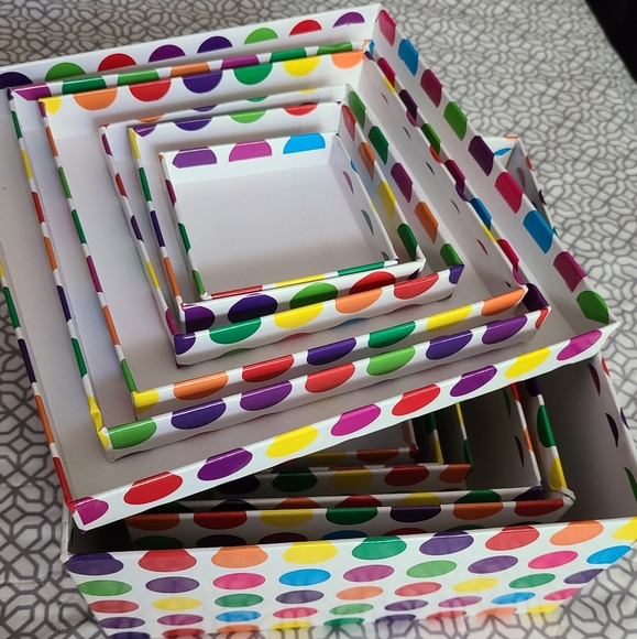 Gift Boxes - Picture 3 of 6